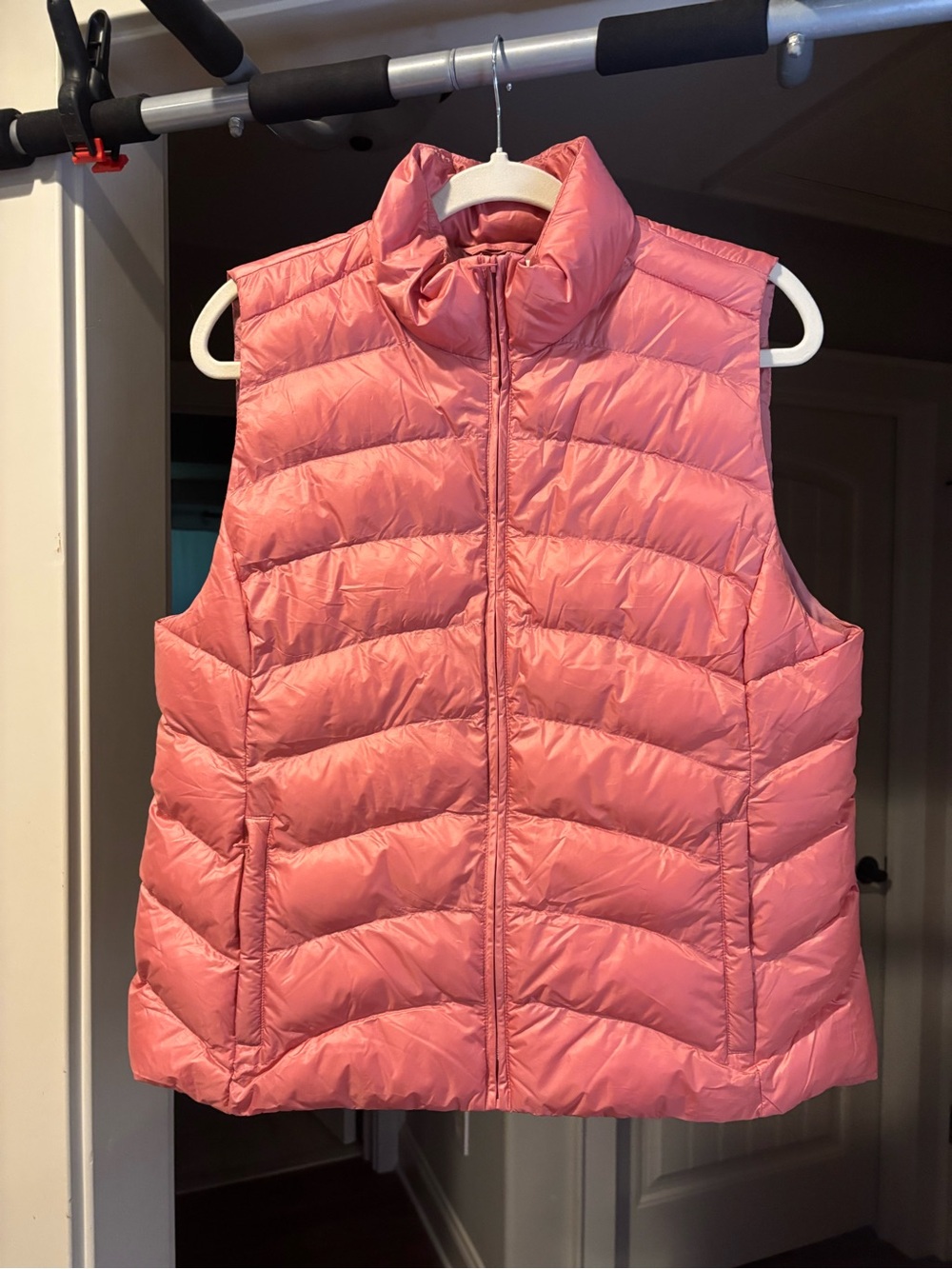 LOFT Lightweight Quilted Puffer Vest in Rose Pink
